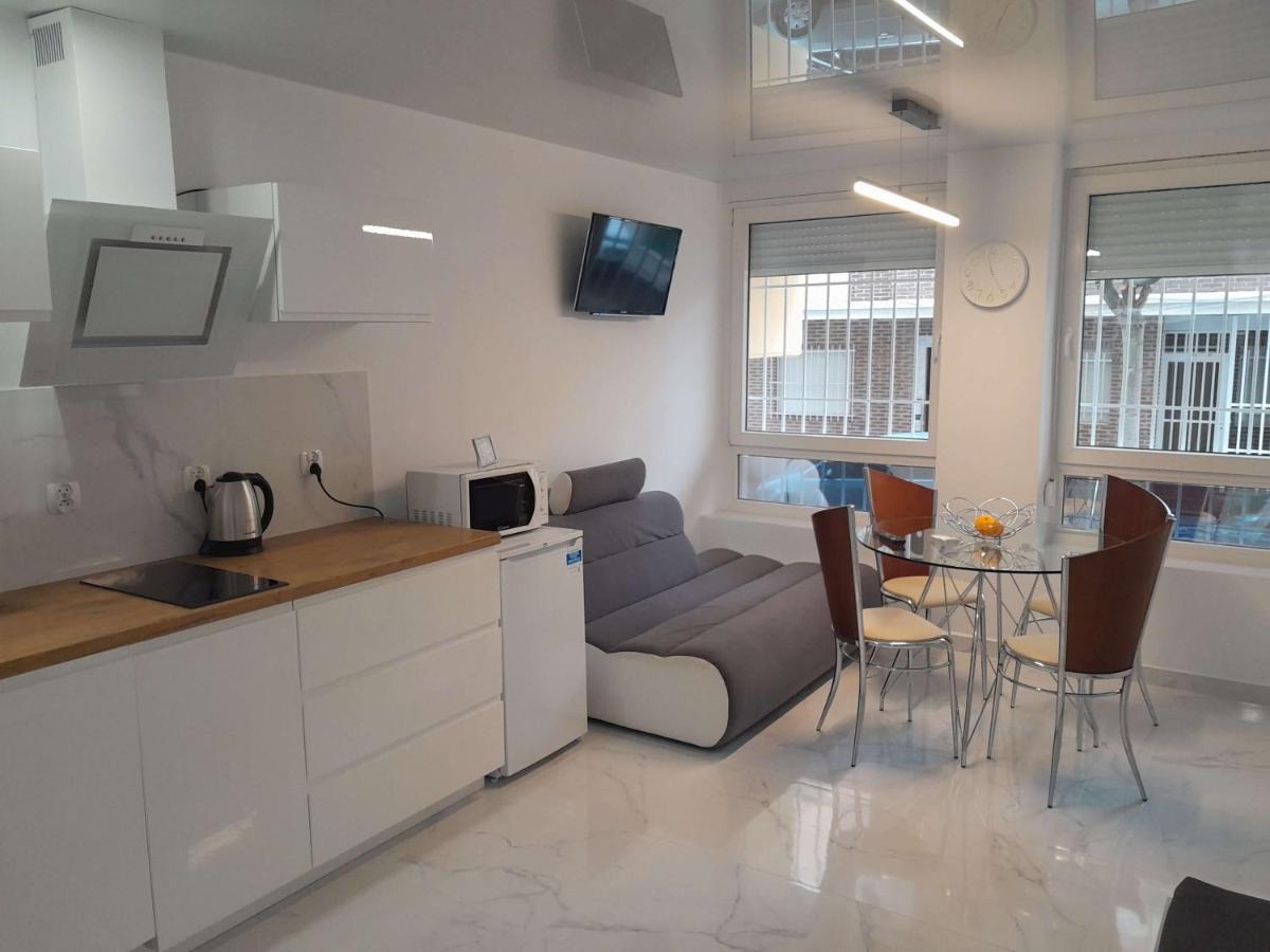 شقة Stylowy Apartament Harmonia Playa Del Cura, Hiszpania تورّيفيِخا المظهر الخارجي الصورة