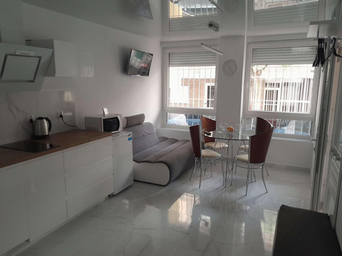 شقة Stylowy Apartament Harmonia Playa Del Cura, Hiszpania تورّيفيِخا المظهر الخارجي الصورة