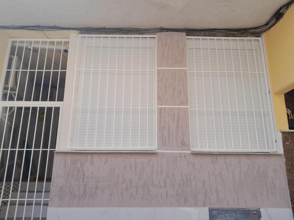 شقة Stylowy Apartament Harmonia Playa Del Cura, Hiszpania تورّيفيِخا المظهر الخارجي الصورة