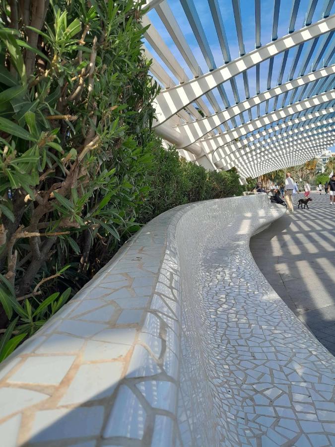 شقة Stylowy Apartament Harmonia Playa Del Cura, Hiszpania تورّيفيِخا المظهر الخارجي الصورة